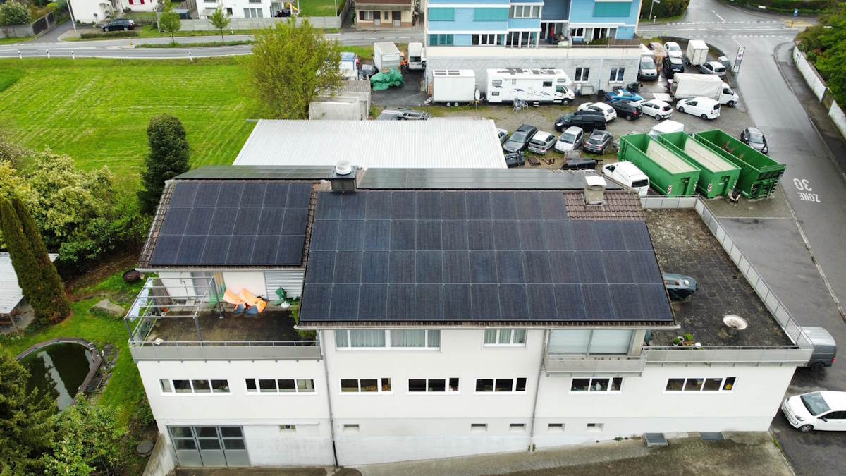 Photovoltaik-Anlagen, Elektro Beyeler GmbH, Brunnmattstrasse 10, 5628 Althäusern, Aargau, Schweiz